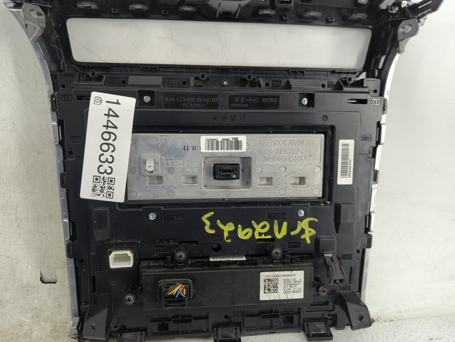 2022-2022 Hyundai Tucson Information Display Screen - Oemusedautoparts1.com