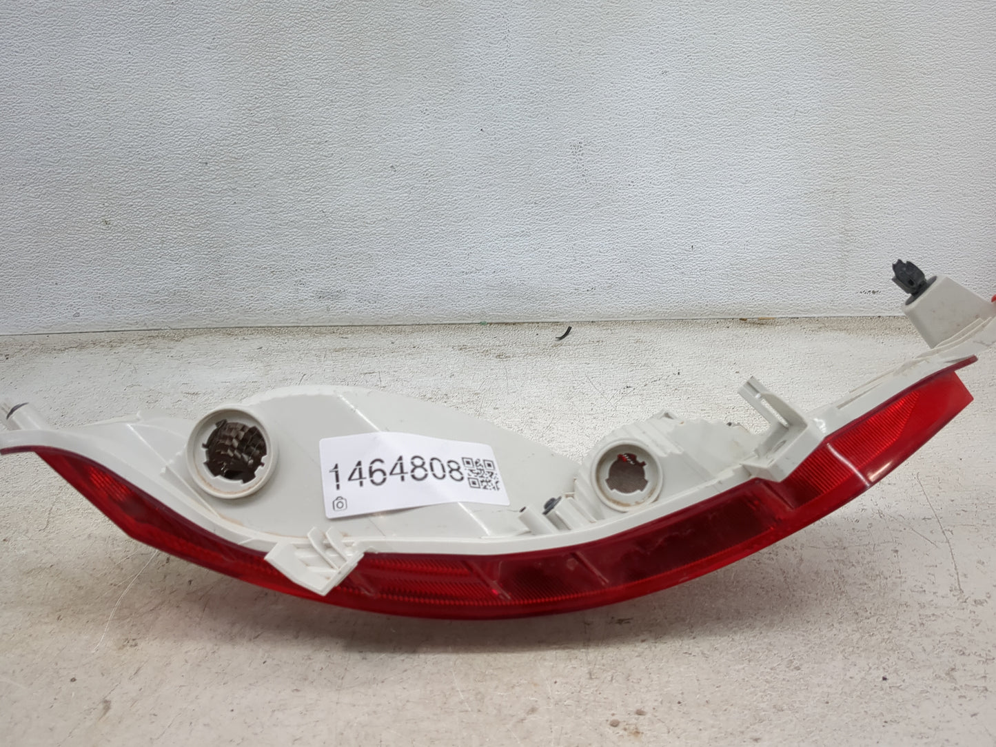 2024 Hyundai Tucson Passenger Right Side Deck Lid Mounted Tail Light - Oemusedautoparts1.com