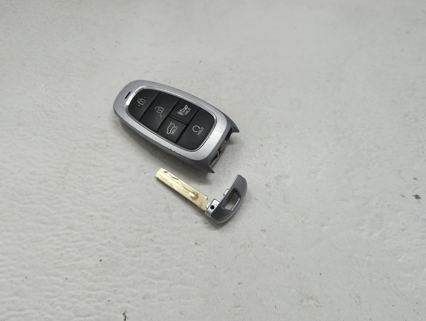 Hyundai Tucson Keyless Entry Remote Fob TQ8-FOB-4F27 95440-N9002 5 buttons - Oemusedautoparts1.com