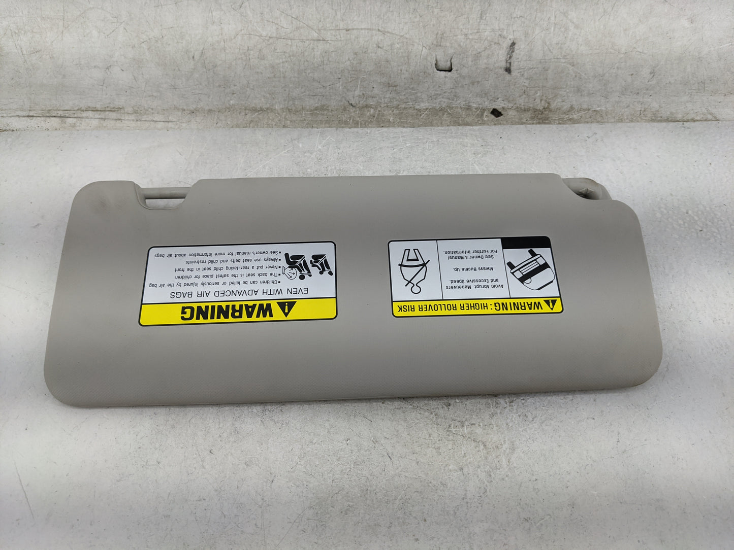 2022 Hyundai Tucson Sun Visor Shade Replacement Driver Left Mirror Fits OEM Used Auto Parts - Oemusedautoparts1.com