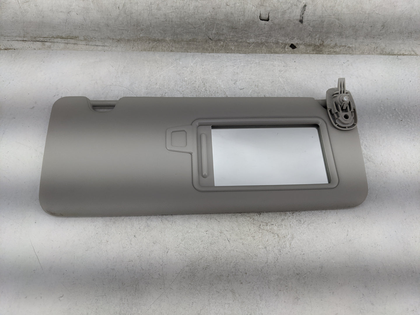 2022 Hyundai Tucson Sun Visor Shade Replacement Passenger Right Mirror Fits OEM Used Auto Parts - Oemusedautoparts1.com