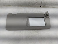 2022 Hyundai Tucson Sun Visor Shade Replacement Passenger Right Mirror Fits OEM Used Auto Parts - Oemusedautoparts1.com