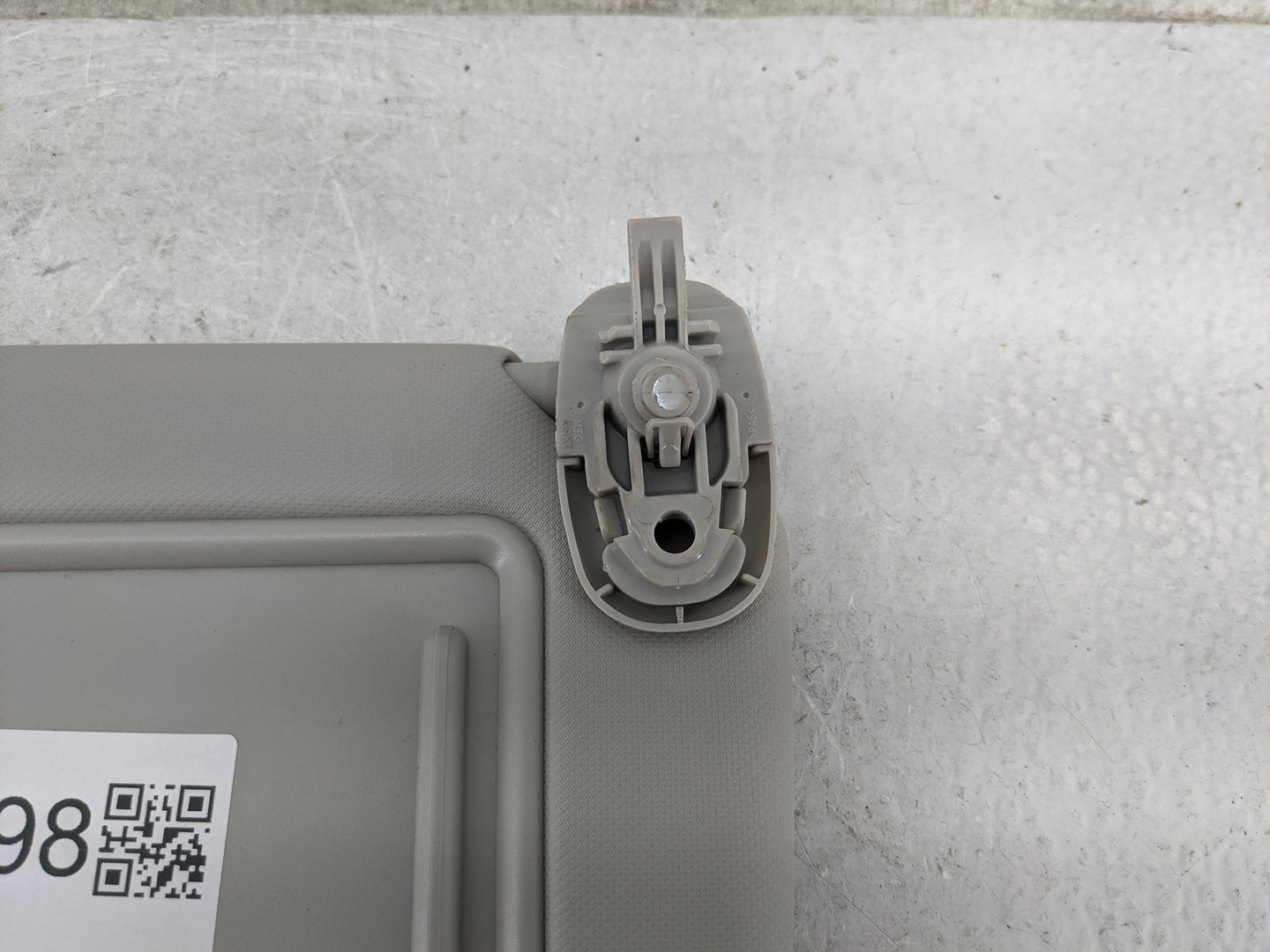 2022 Hyundai Tucson Sun Visor Shade Replacement Passenger Right Mirror Fits OEM Used Auto Parts - Oemusedautoparts1.com