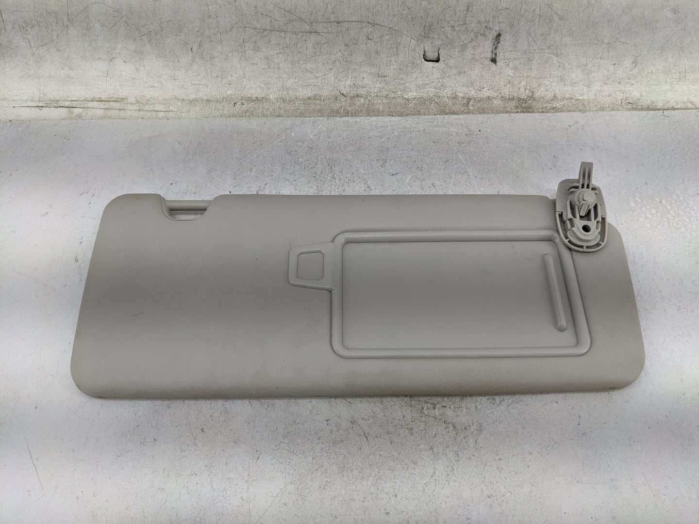 2022 Hyundai Tucson Sun Visor Shade Replacement Passenger Right Mirror Fits OEM Used Auto Parts - Oemusedautoparts1.com
