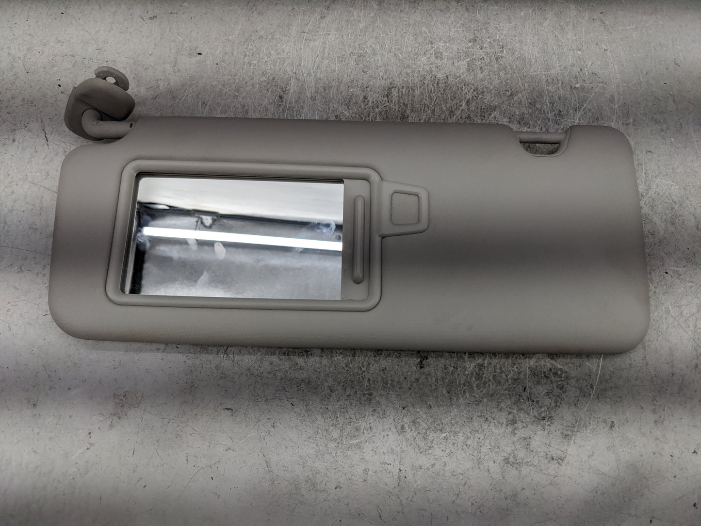 2022 Hyundai Tucson Sun Visor Shade Replacement Driver Left Mirror Fits OEM Used Auto Parts - Oemusedautoparts1.com