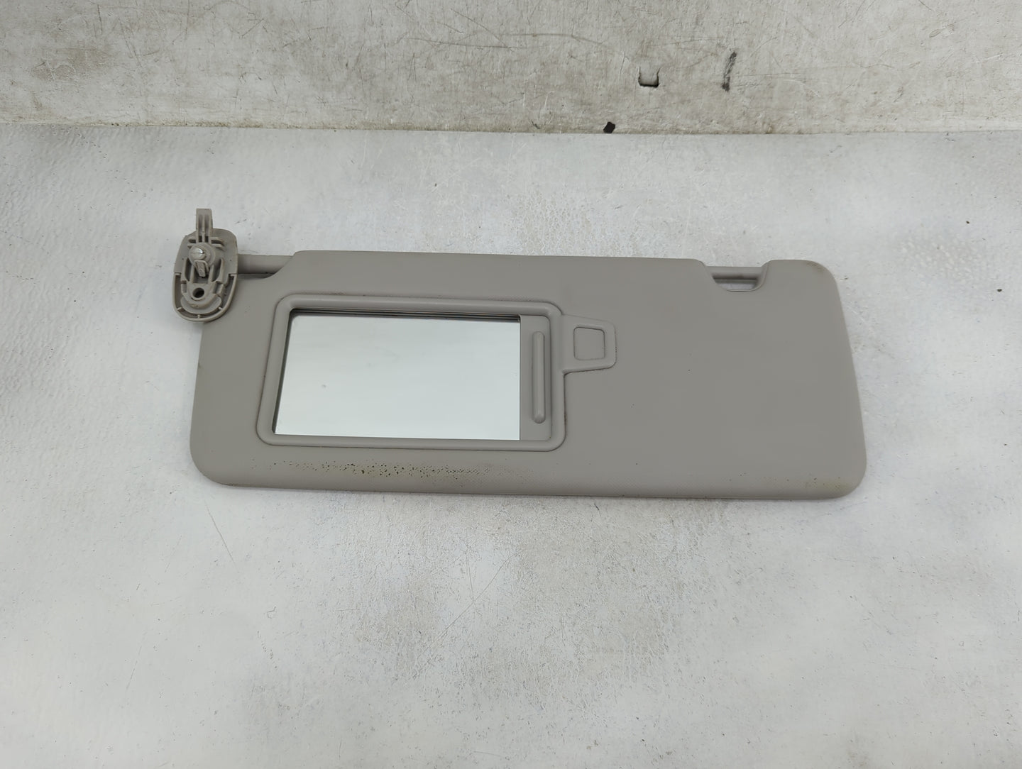 2022 Hyundai Tucson Sun Visor Shade Replacement Driver Left Mirror Fits OEM Used Auto Parts - Oemusedautoparts1.com