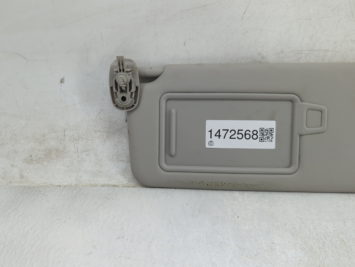 2022 Hyundai Tucson Sun Visor Shade Replacement Driver Left Mirror Fits OEM Used Auto Parts - Oemusedautoparts1.com