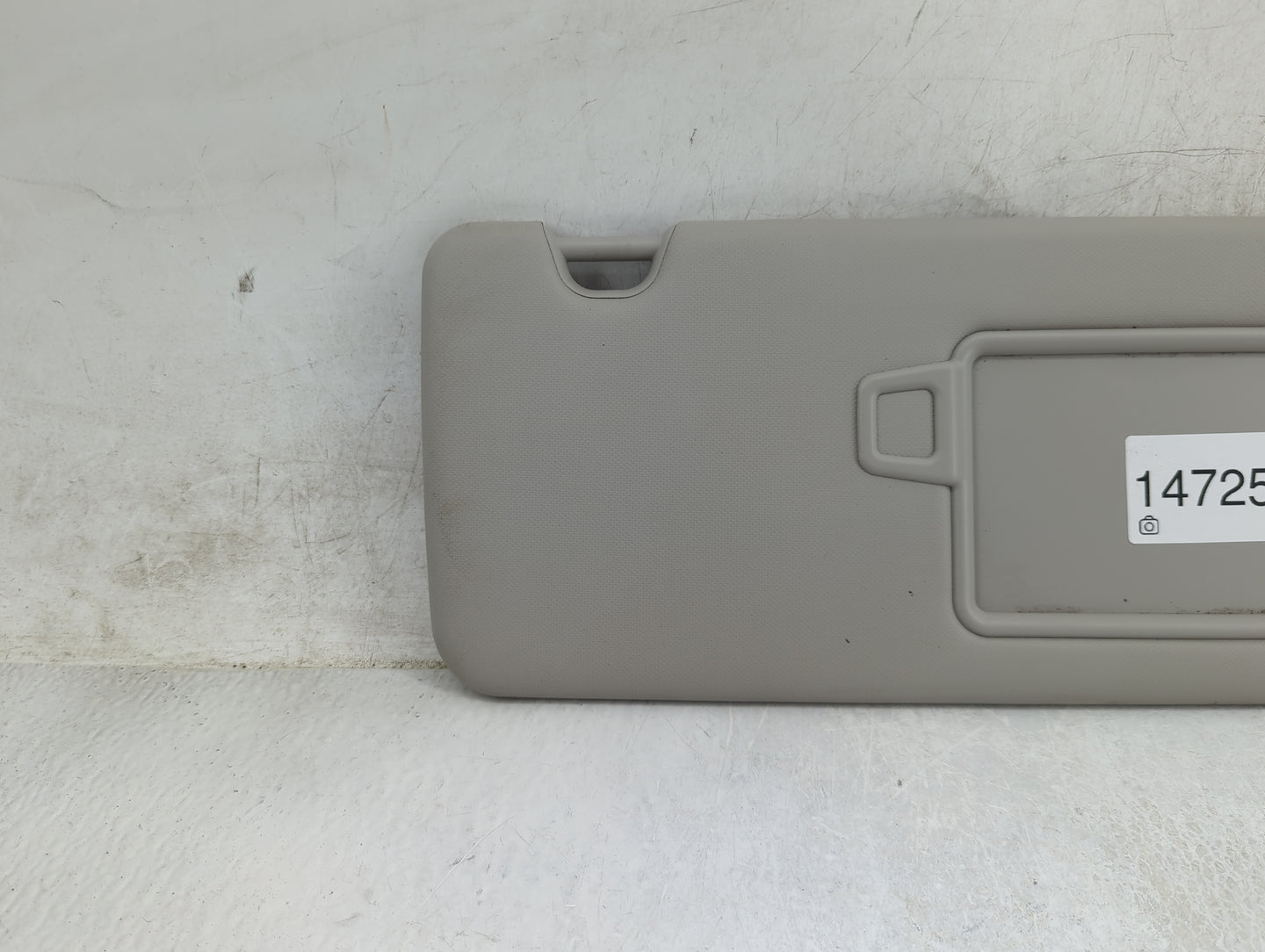 2022 Hyundai Tucson Sun Visor Shade Replacement Passenger Right Mirror Fits OEM Used Auto Parts - Oemusedautoparts1.com