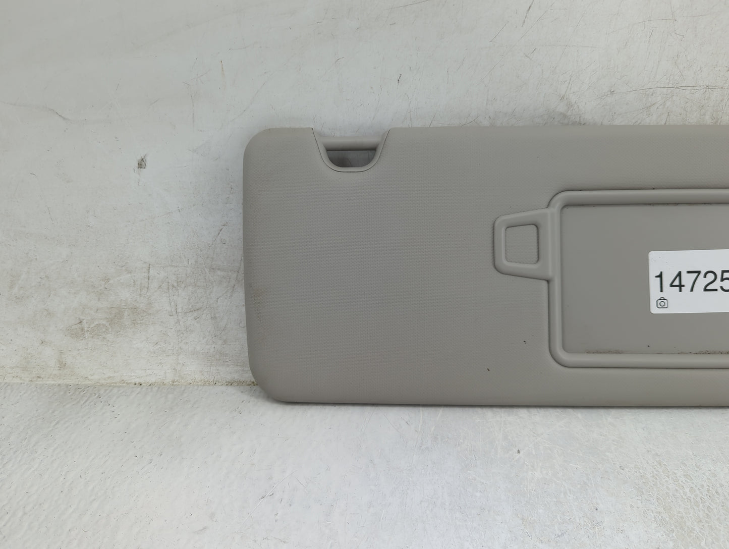 2022 Hyundai Tucson Sun Visor Shade Replacement Passenger Right Mirror Fits OEM Used Auto Parts - Oemusedautoparts1.com