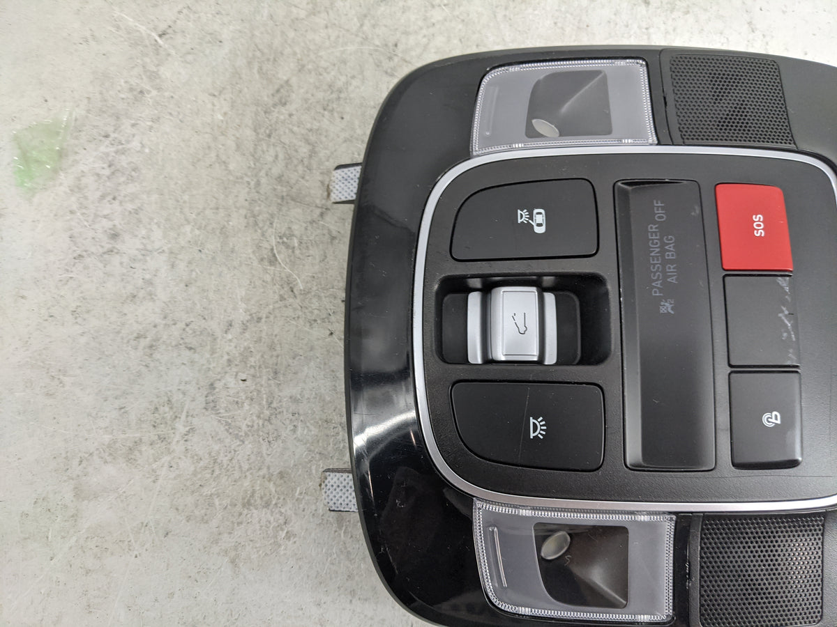 2022-2022 Hyundai Tucson Overhead Roof Console - Oemusedautoparts1.com