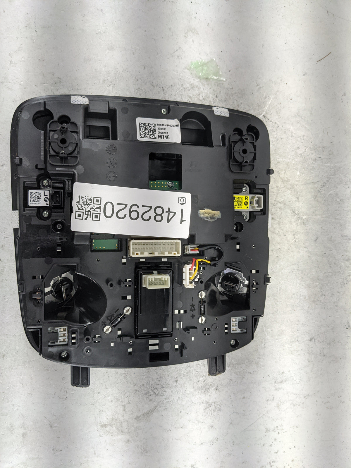 2022-2022 Hyundai Tucson Overhead Roof Console - Oemusedautoparts1.com