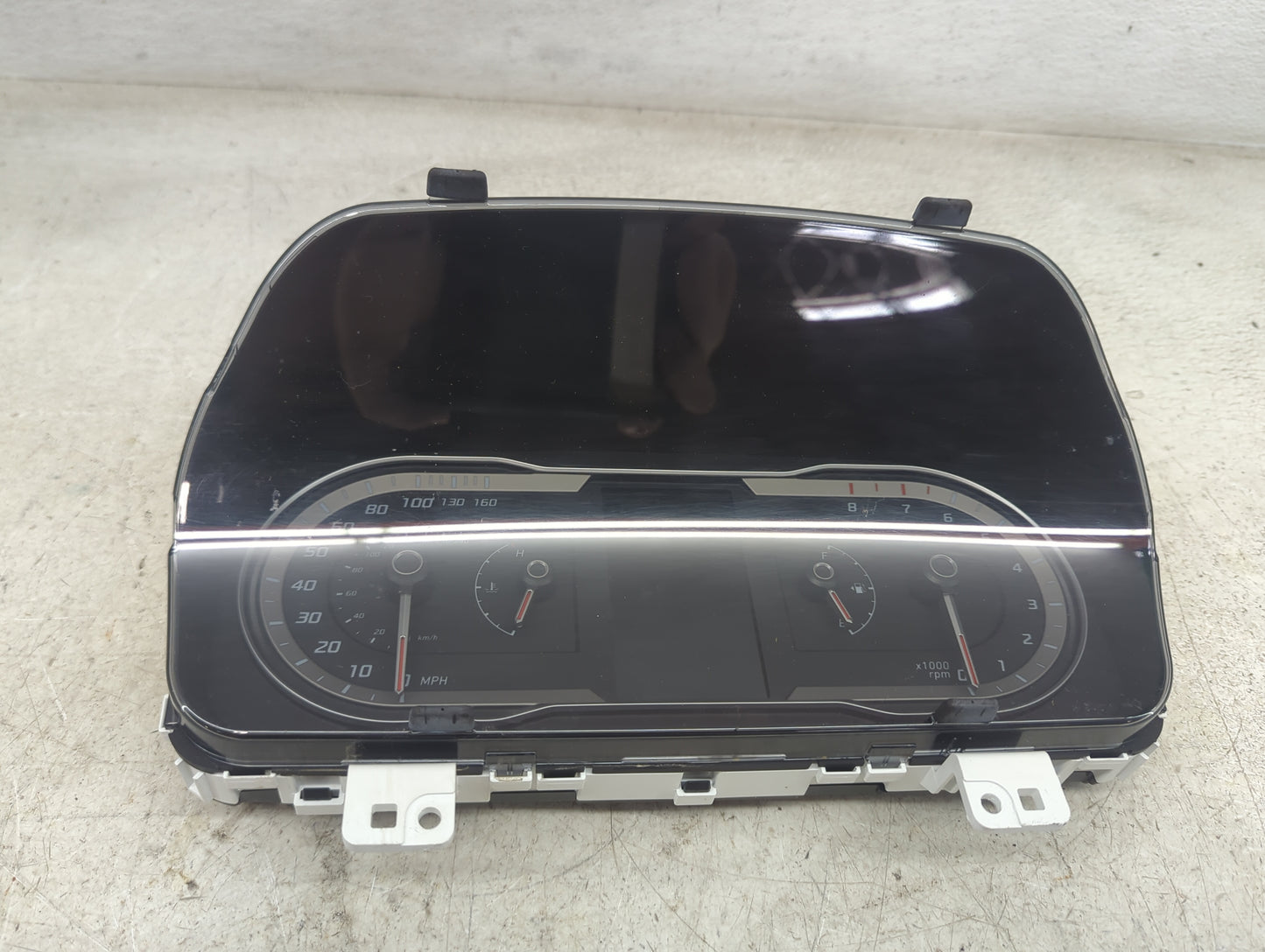 2024 Hyundai Tucson Instrument Cluster Speedometer Gauges P/N:P083L030 94003-CW030 Miles: Fits OEM Used Auto Parts - Oemused
