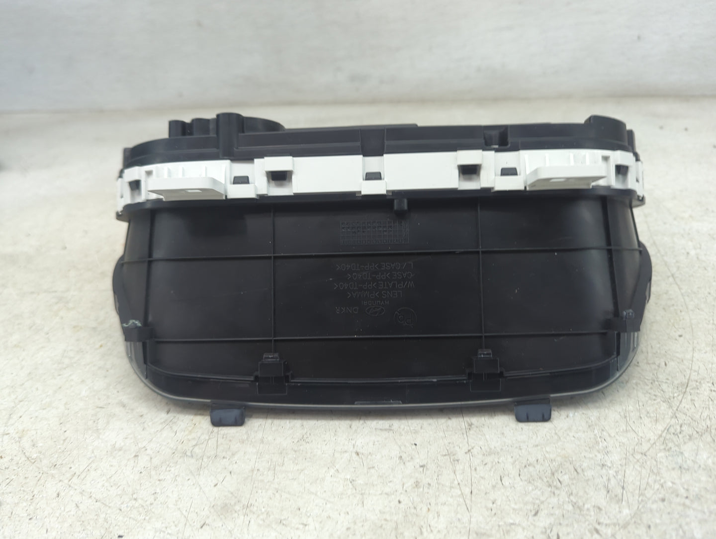 2024 Hyundai Tucson Instrument Cluster Speedometer Gauges P/N:P083L030 94003-CW030 Miles: Fits OEM Used Auto Parts - Oemused