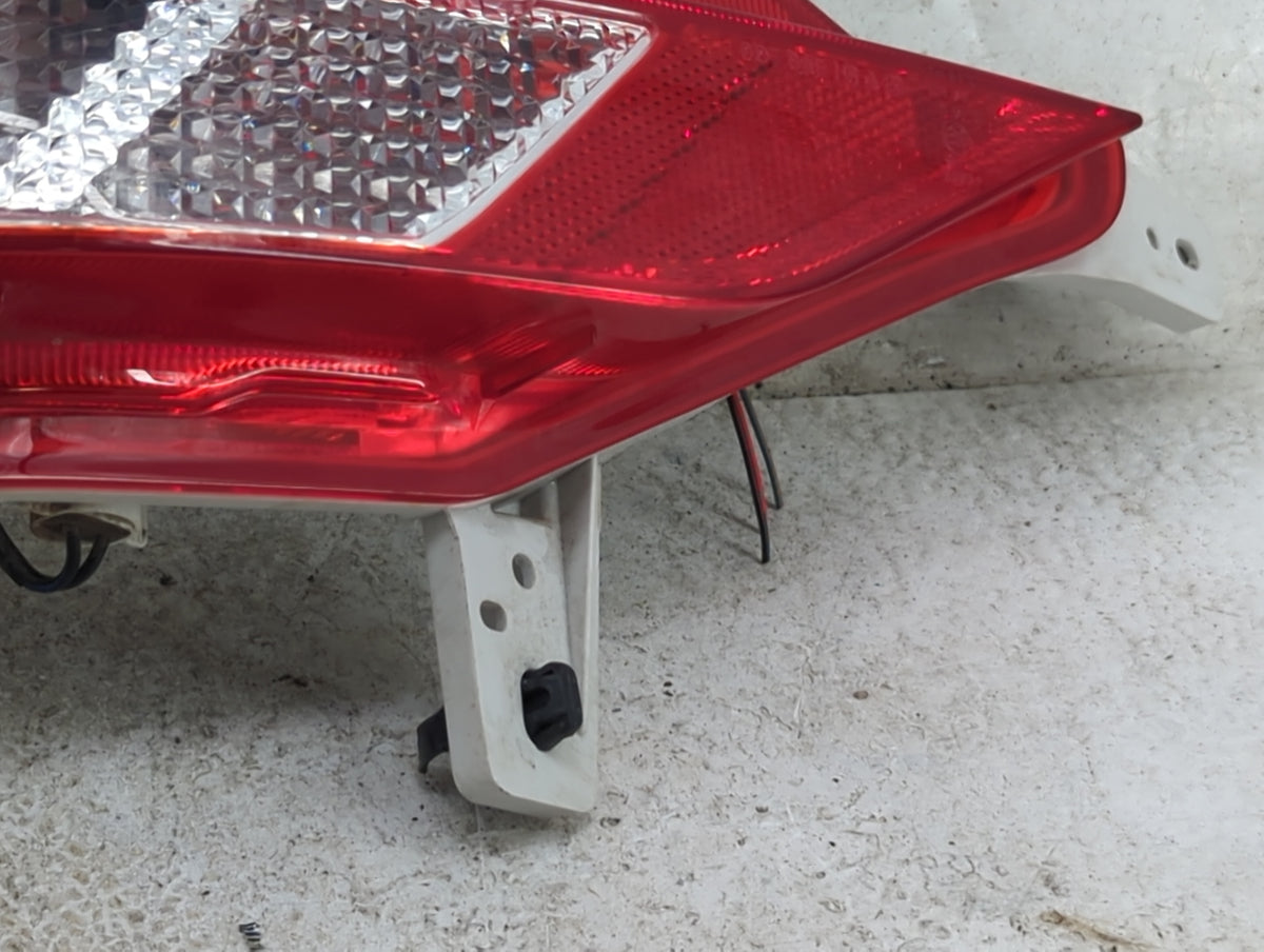 2024 Hyundai Tucson Driver Left Side Deck Lid Mounted Tail Light - Oemusedautoparts1.com