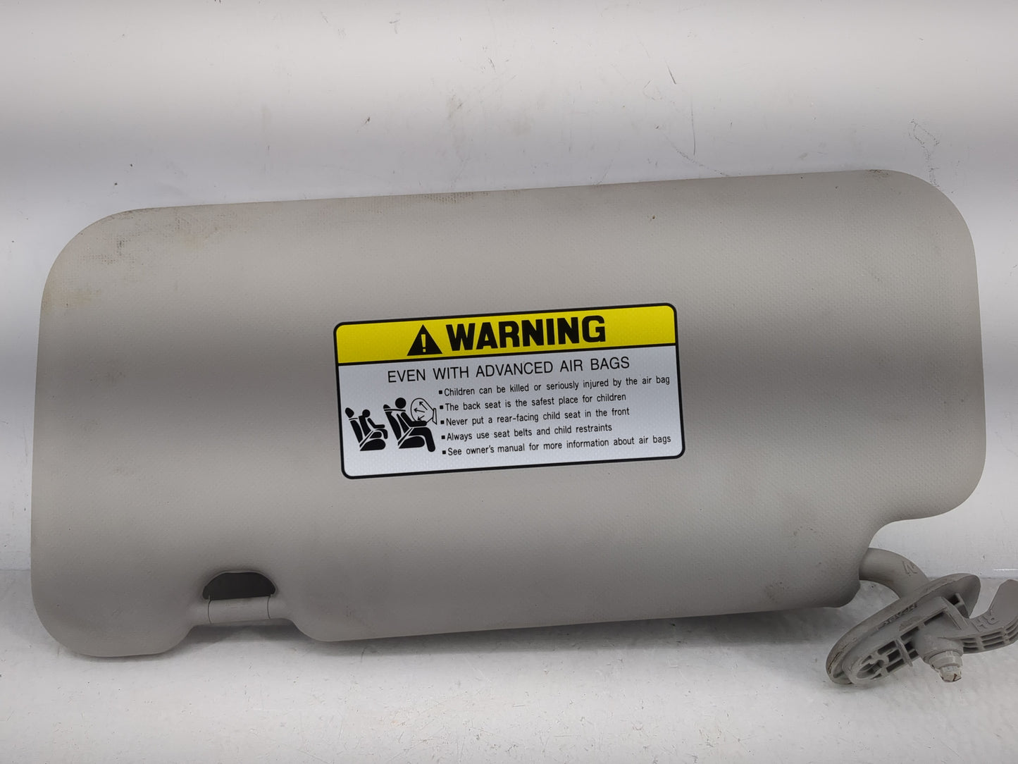 2020 Hyundai Venue Sun Visor Shade Replacement Passenger Right Mirror Fits OEM Used Auto Parts - Oemusedautoparts1.com