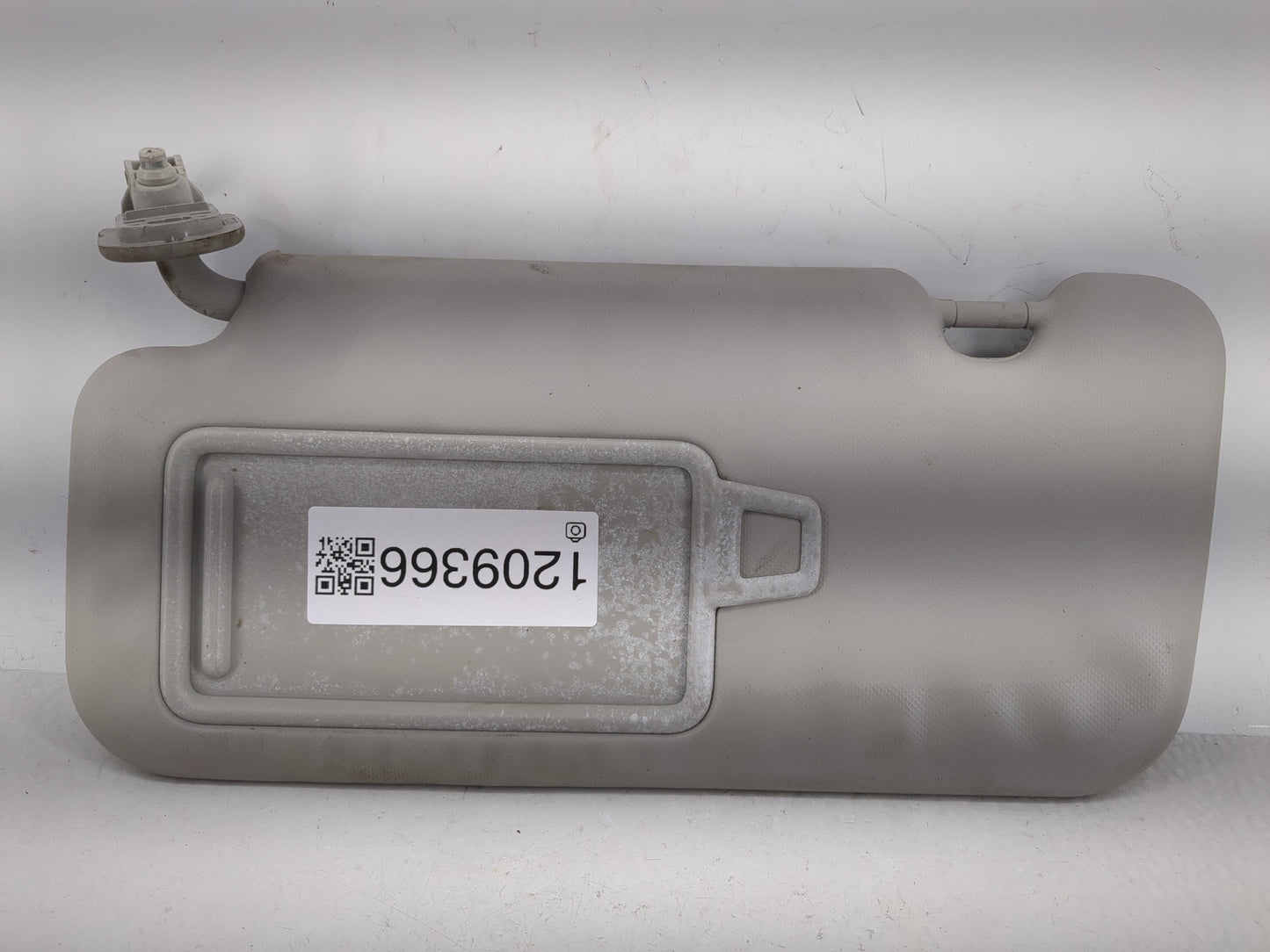 2020 Hyundai Venue Sun Visor Shade Replacement Driver Left Mirror Fits OEM Used Auto Parts - Oemusedautoparts1.com