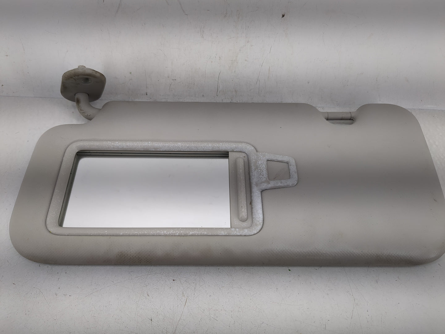 2020 Hyundai Venue Sun Visor Shade Replacement Driver Left Mirror Fits OEM Used Auto Parts - Oemusedautoparts1.com