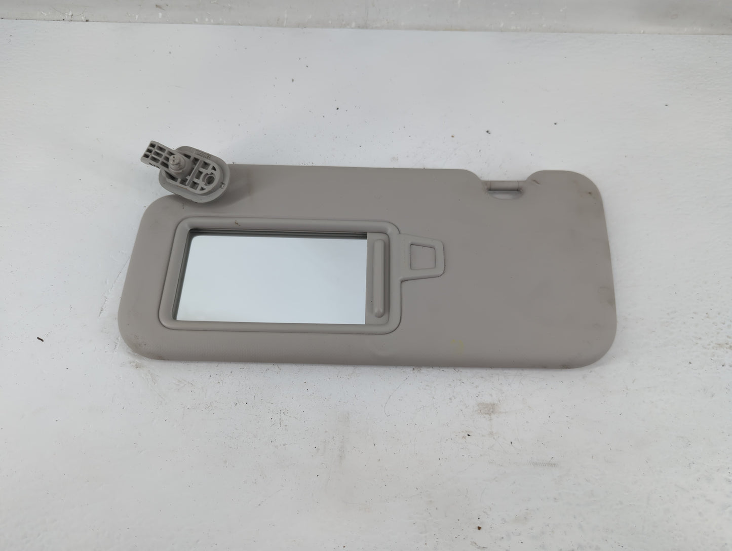 2020 Hyundai Venue Sun Visor Shade Replacement Driver Left Mirror Fits OEM Used Auto Parts - Oemusedautoparts1.com