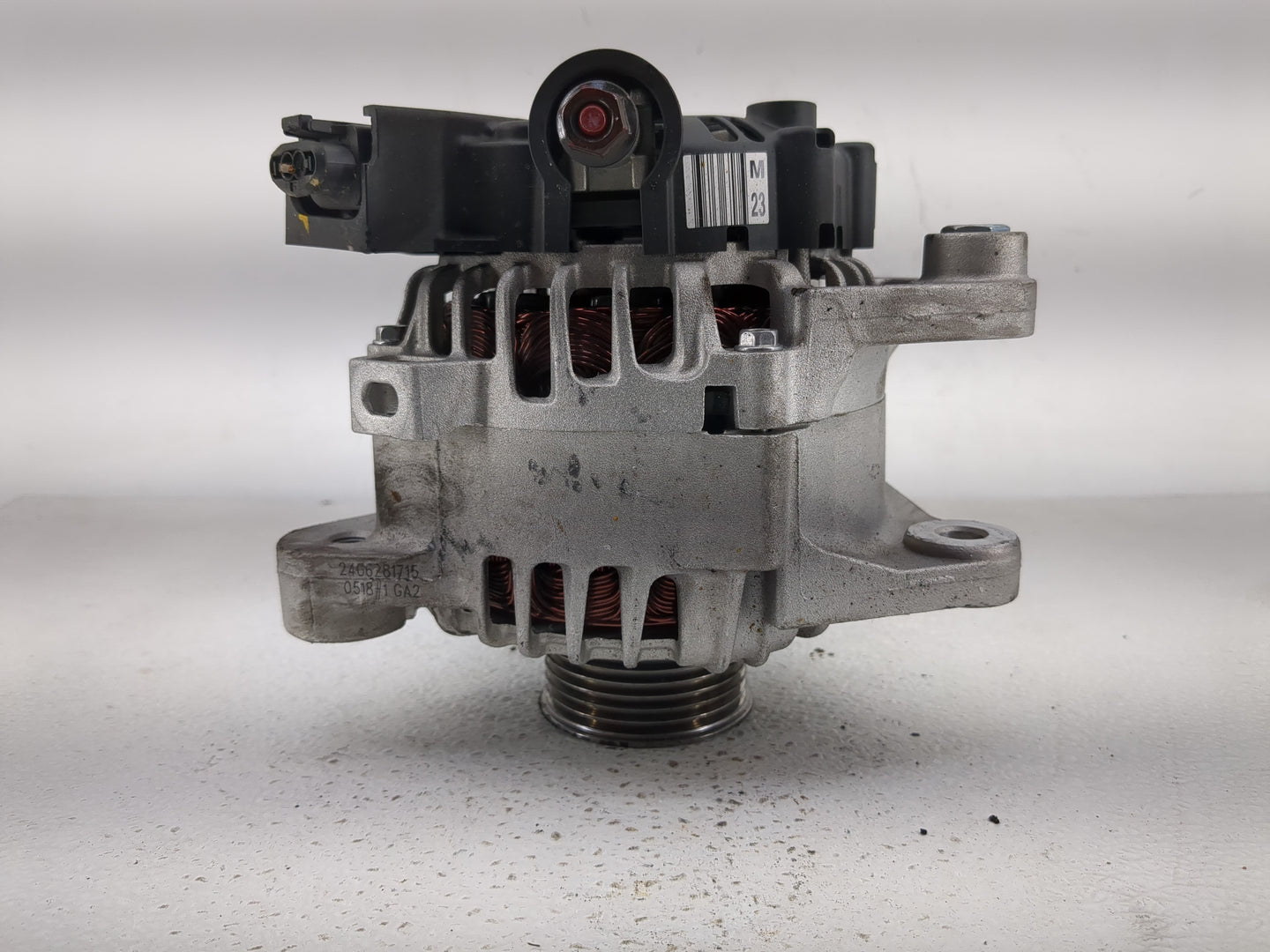 2020 Hyundai Venue Alternator Replacement Generator Charging Assembly Engine OEM P/N:37300-2M317 2715560 Fits OEM Used Auto 