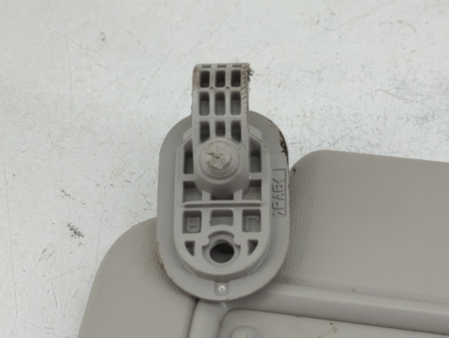 2020 Hyundai Venue Sun Visor Shade Replacement Driver Left Mirror Fits OEM Used Auto Parts - Oemusedautoparts1.com