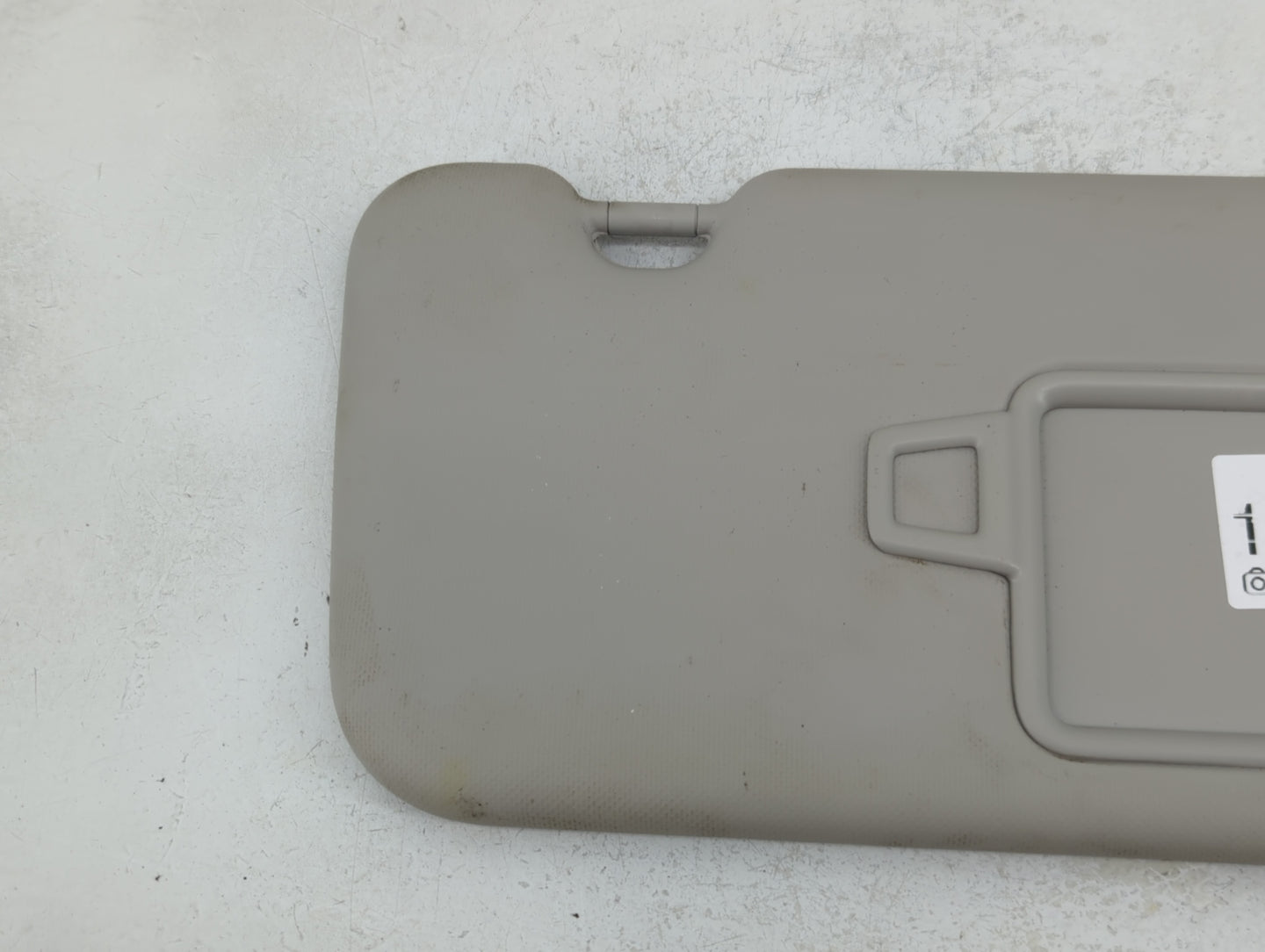 2020 Hyundai Venue Sun Visor Shade Replacement Passenger Right Mirror Fits OEM Used Auto Parts - Oemusedautoparts1.com