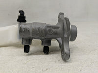 2020-2020 Hyundai Venue Brake Master Cylinder 1302437 - Oemusedautoparts1.com