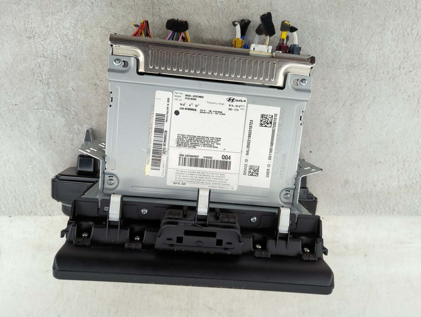 2024 Hyundai Venue Radio AM FM Cd Player Receiver Replacement P/N:96560-K2370MDD Fits OEM Used Auto Parts - Oemusedautoparts