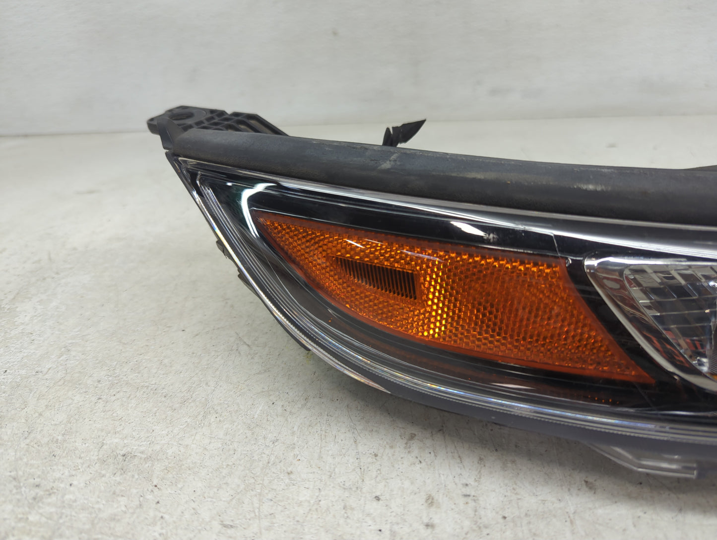 2020-2022 Hyundai Venue Passenger Right Oem Head Light Headlight Lamp - Oemusedautoparts1.com