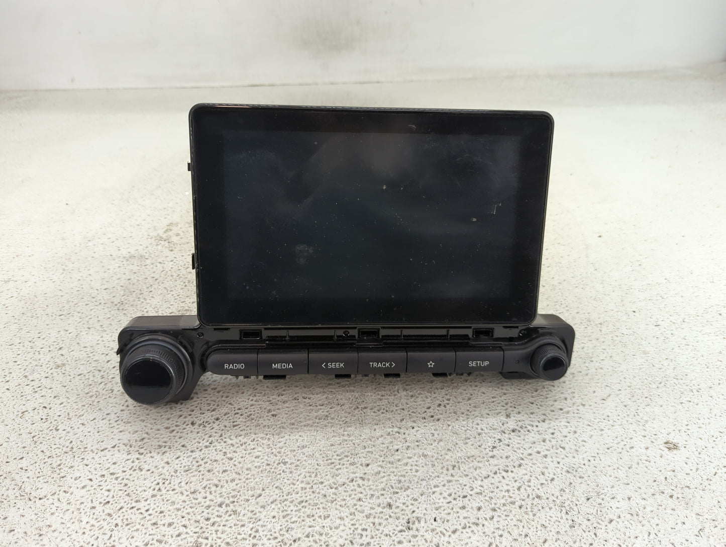 2024 Hyundai Venue Radio AM FM Cd Player Receiver Replacement P/N:96560-K2370MDD Fits OEM Used Auto Parts - Oemusedautoparts