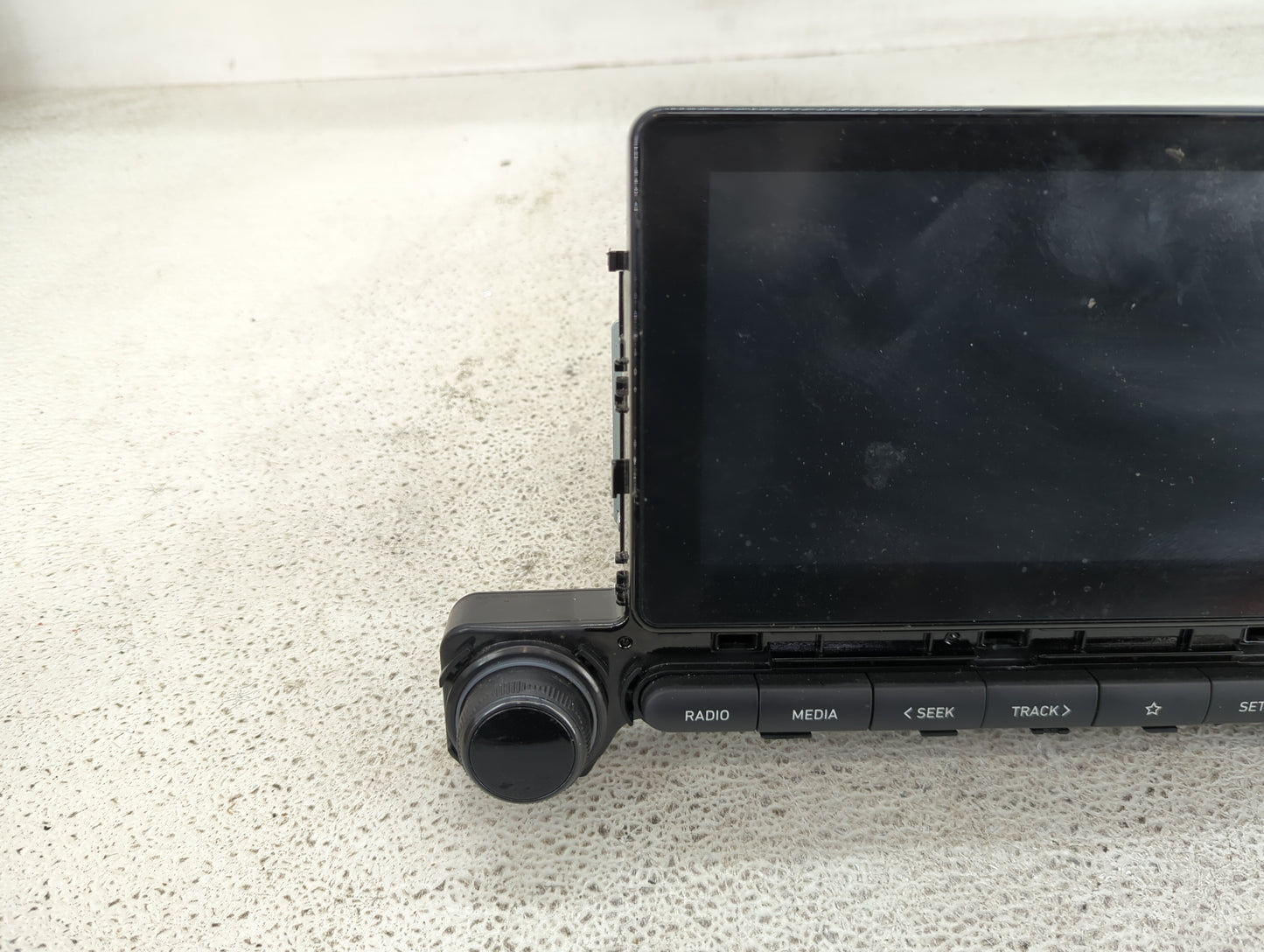 2024 Hyundai Venue Radio AM FM Cd Player Receiver Replacement P/N:96560-K2370MDD Fits OEM Used Auto Parts - Oemusedautoparts