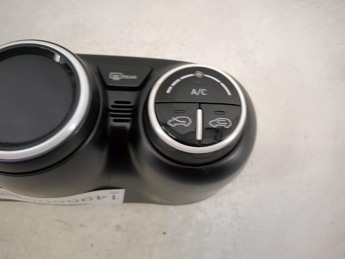 2024 Hyundai Venue Climate Control Module Temperature AC/Heater Replacement P/N:97250-K2DF0 C20039-8130 Fits OEM Used Auto P