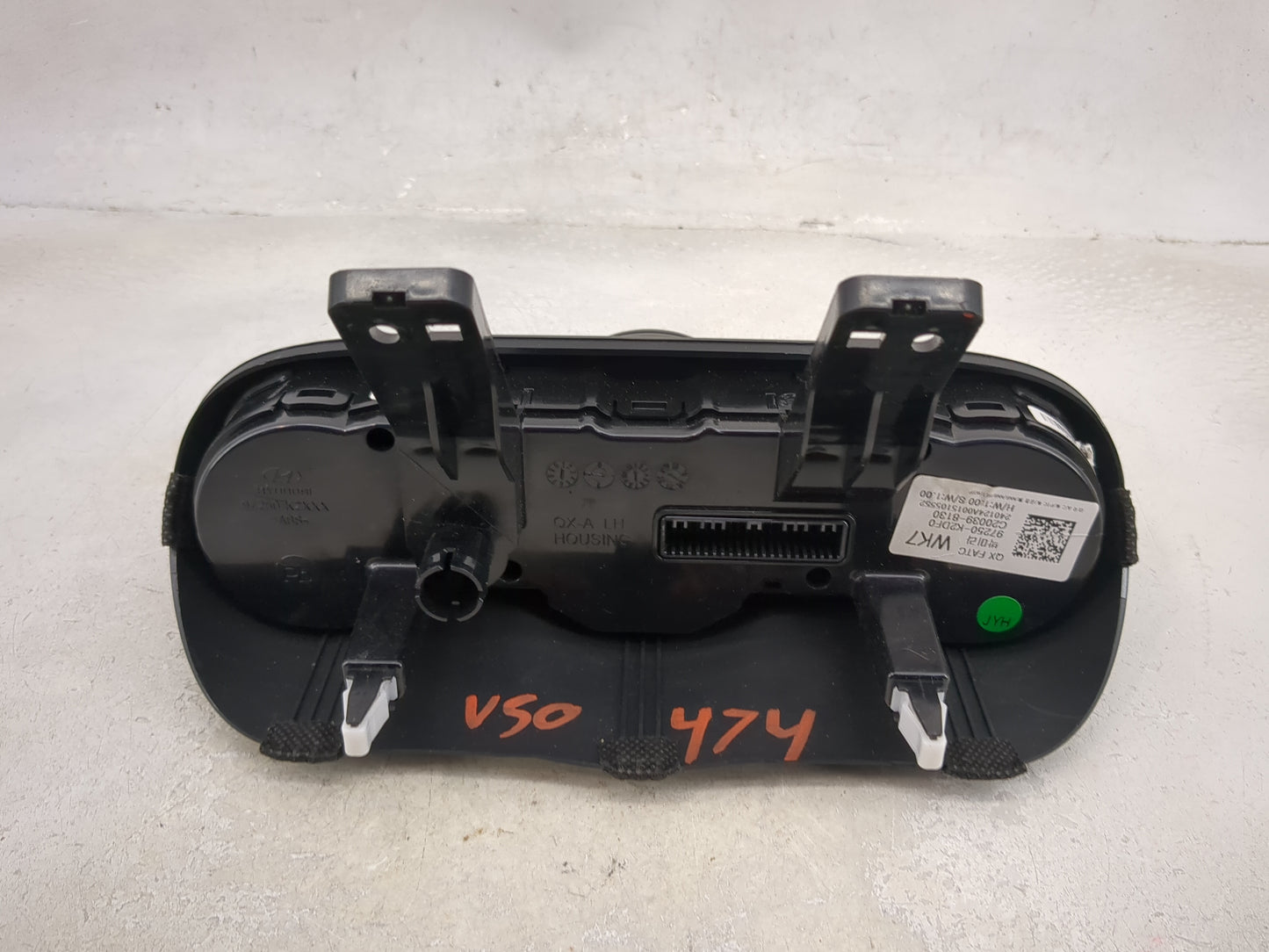 2024 Hyundai Venue Climate Control Module Temperature AC/Heater Replacement P/N:97250-K2DF0 C20039-8130 Fits OEM Used Auto P