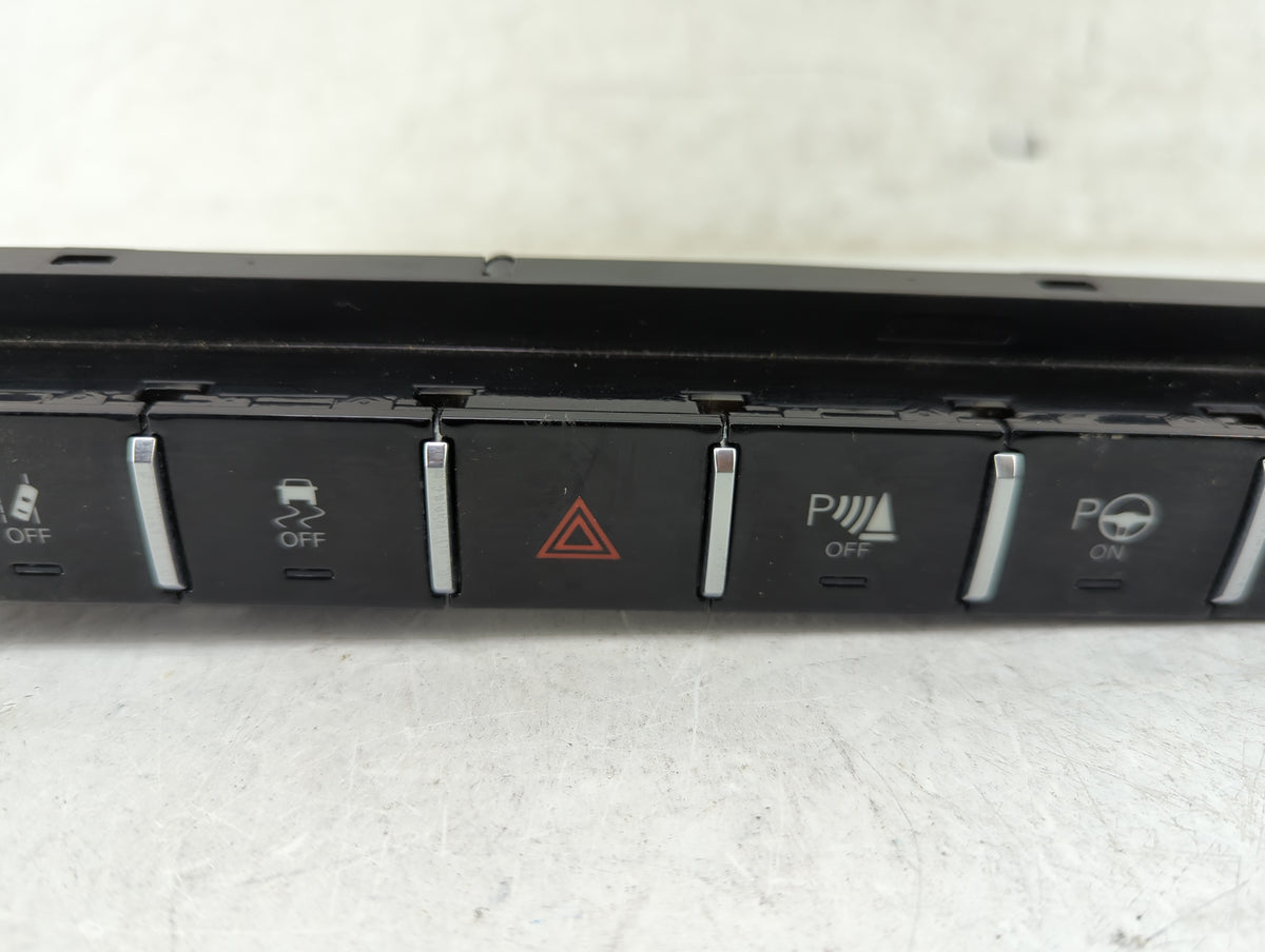 2024 Jeep Cherokee Climate Control Module Temperature AC/Heater Replacement Fits OEM Used Auto Parts - Oemusedautoparts1.com