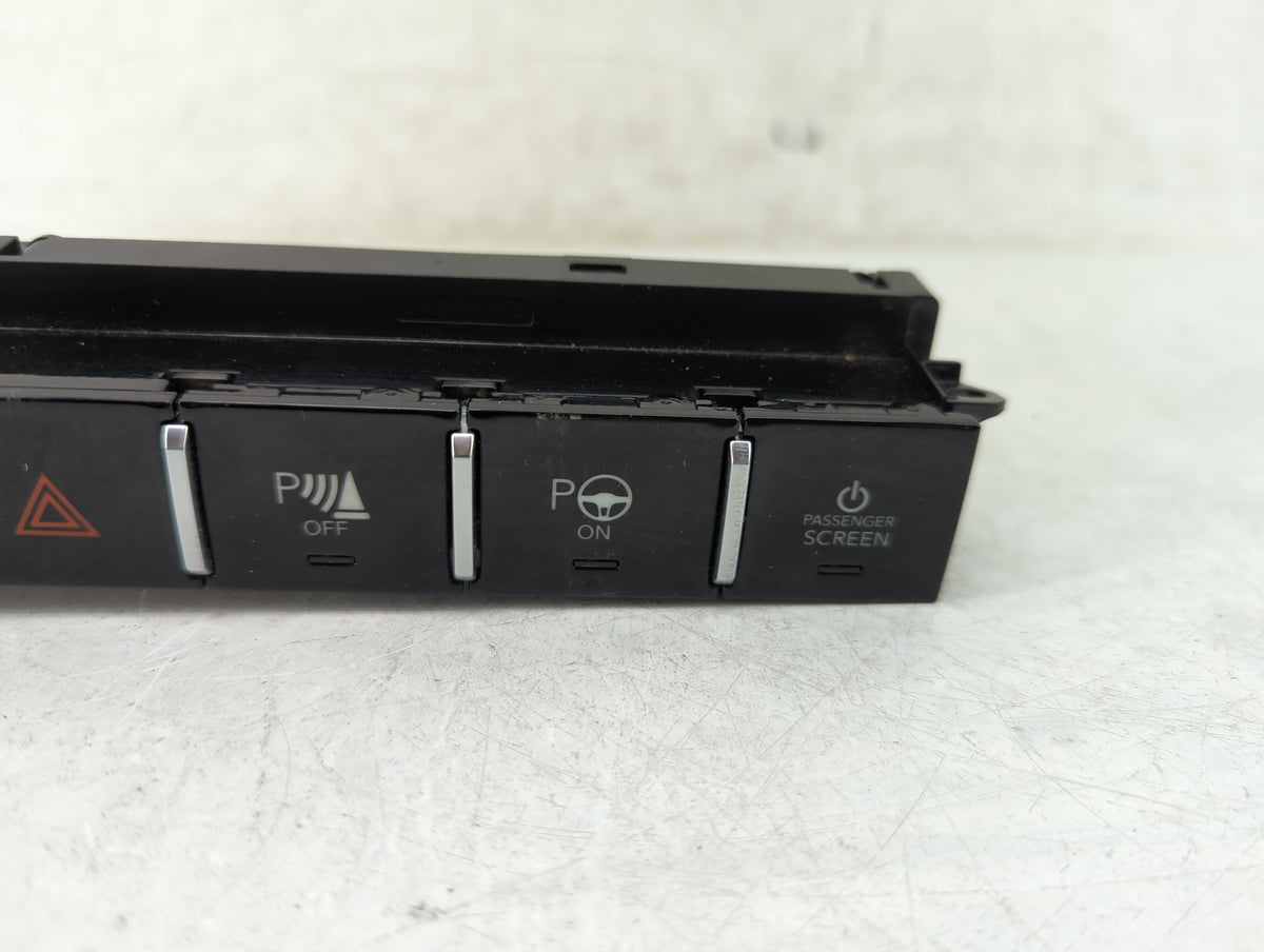 2024 Jeep Cherokee Climate Control Module Temperature AC/Heater Replacement Fits OEM Used Auto Parts - Oemusedautoparts1.com
