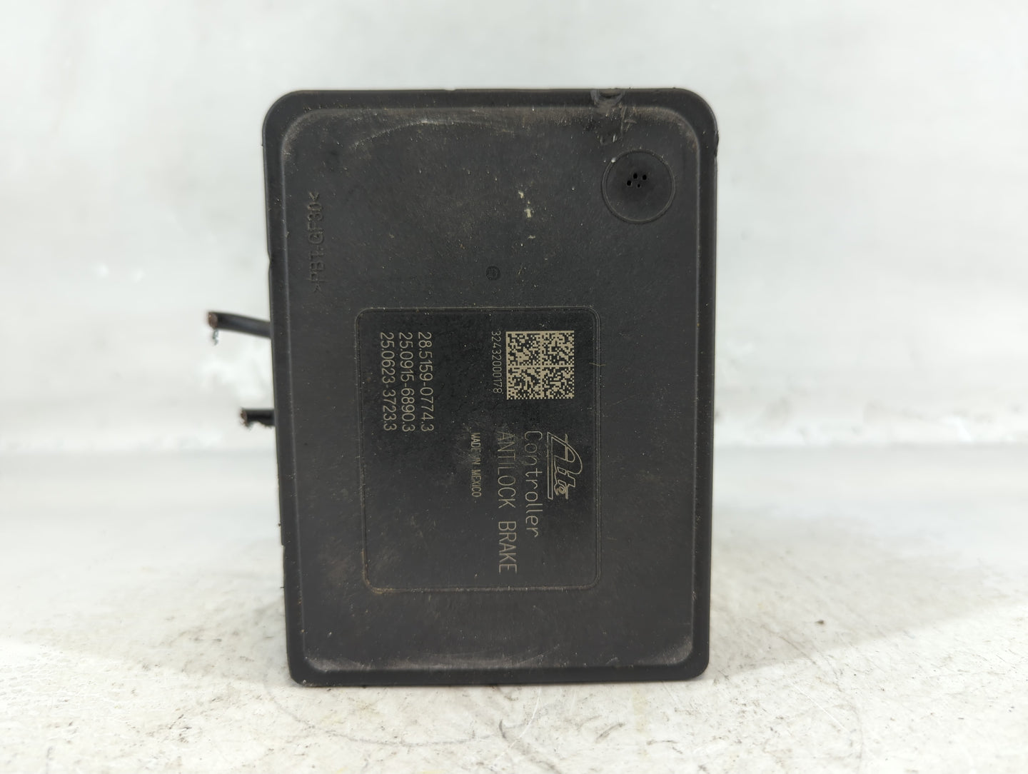 2024 Jeep Compass ABS Pump Control Module Replacement P/N:6829608AB Fits OEM Used Auto Parts - Oemusedautoparts1.com