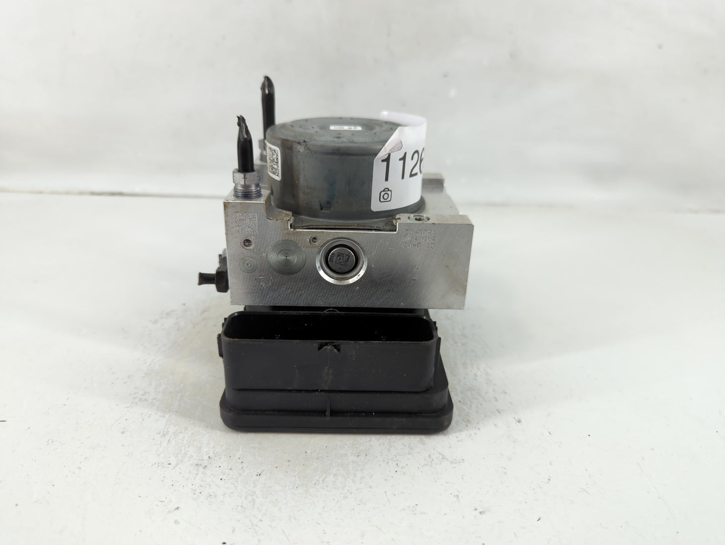 2024 Jeep Compass ABS Pump Control Module Replacement P/N:68629608AB Fits OEM Used Auto Parts - Oemusedautoparts1.com