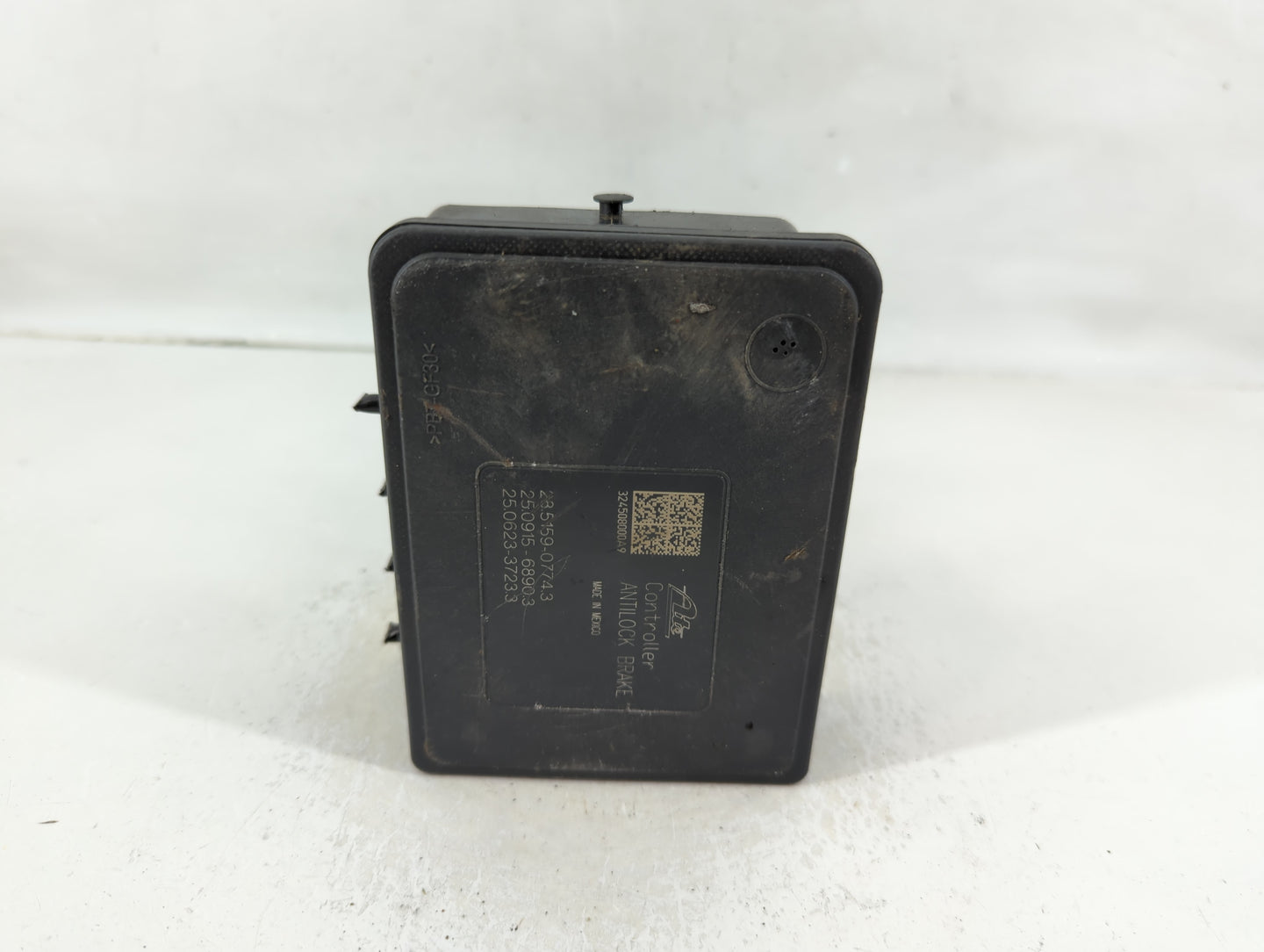 2024 Jeep Compass ABS Pump Control Module Replacement P/N:68629608AB Fits OEM Used Auto Parts - Oemusedautoparts1.com