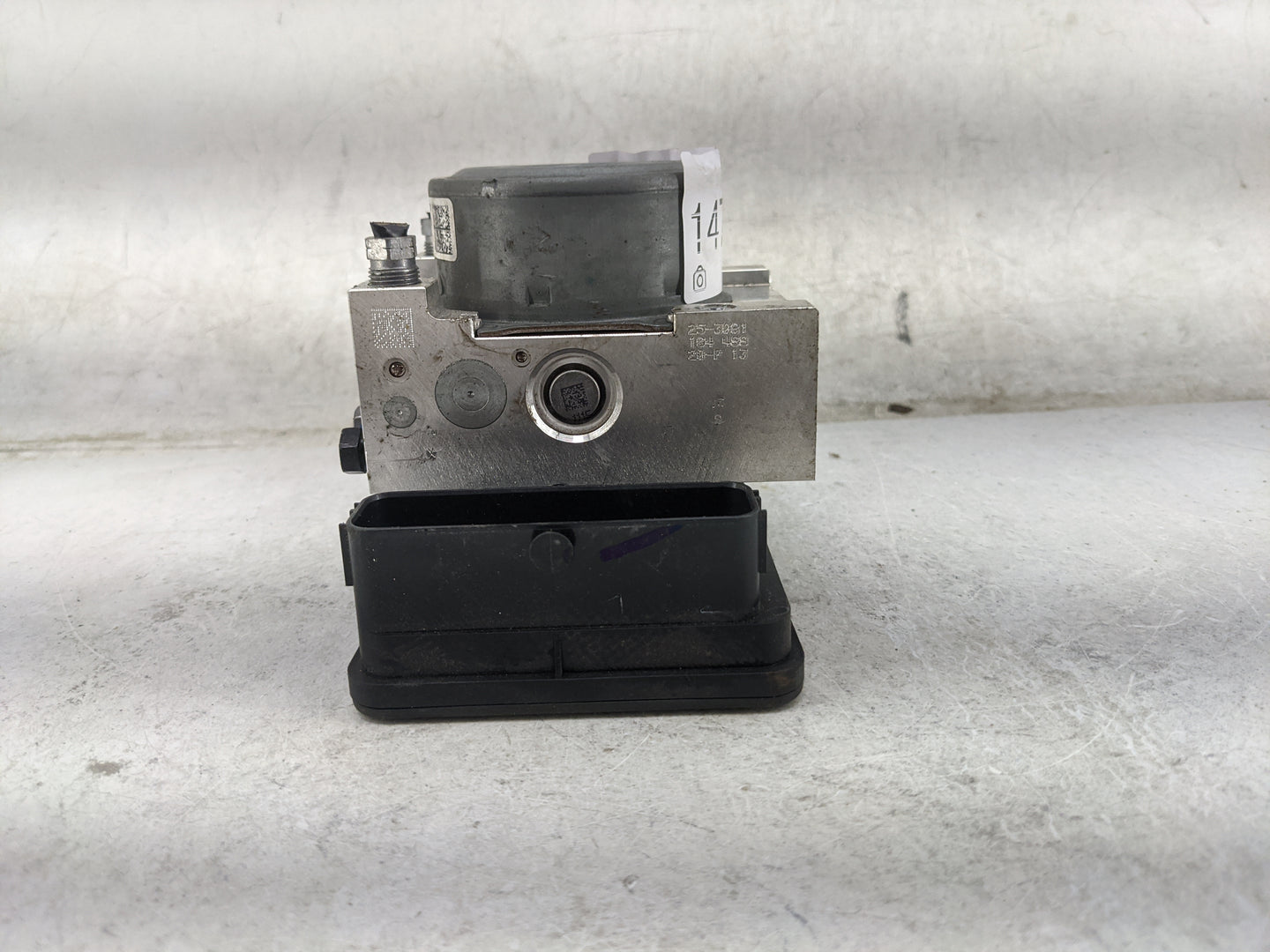 2024 Jeep Compass ABS Pump Control Module Replacement P/N:68629608AB 90501683320 Fits OEM Used Auto Parts - Oemusedautoparts