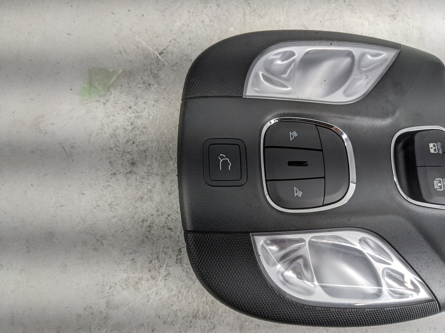 2024 Jeep Compass Overhead Console W/rear Climate Control Black - Oemusedautoparts1.com