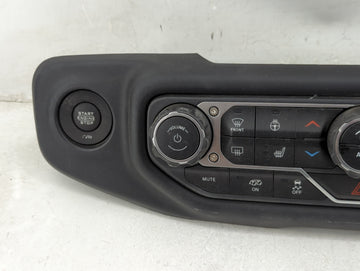 2021 Jeep Gladiator Climate Control Module Temperature AC/Heater Replacement P/N:P7BJ22DX9AA Fits Fits 2022 OEM Used Auto Parts
