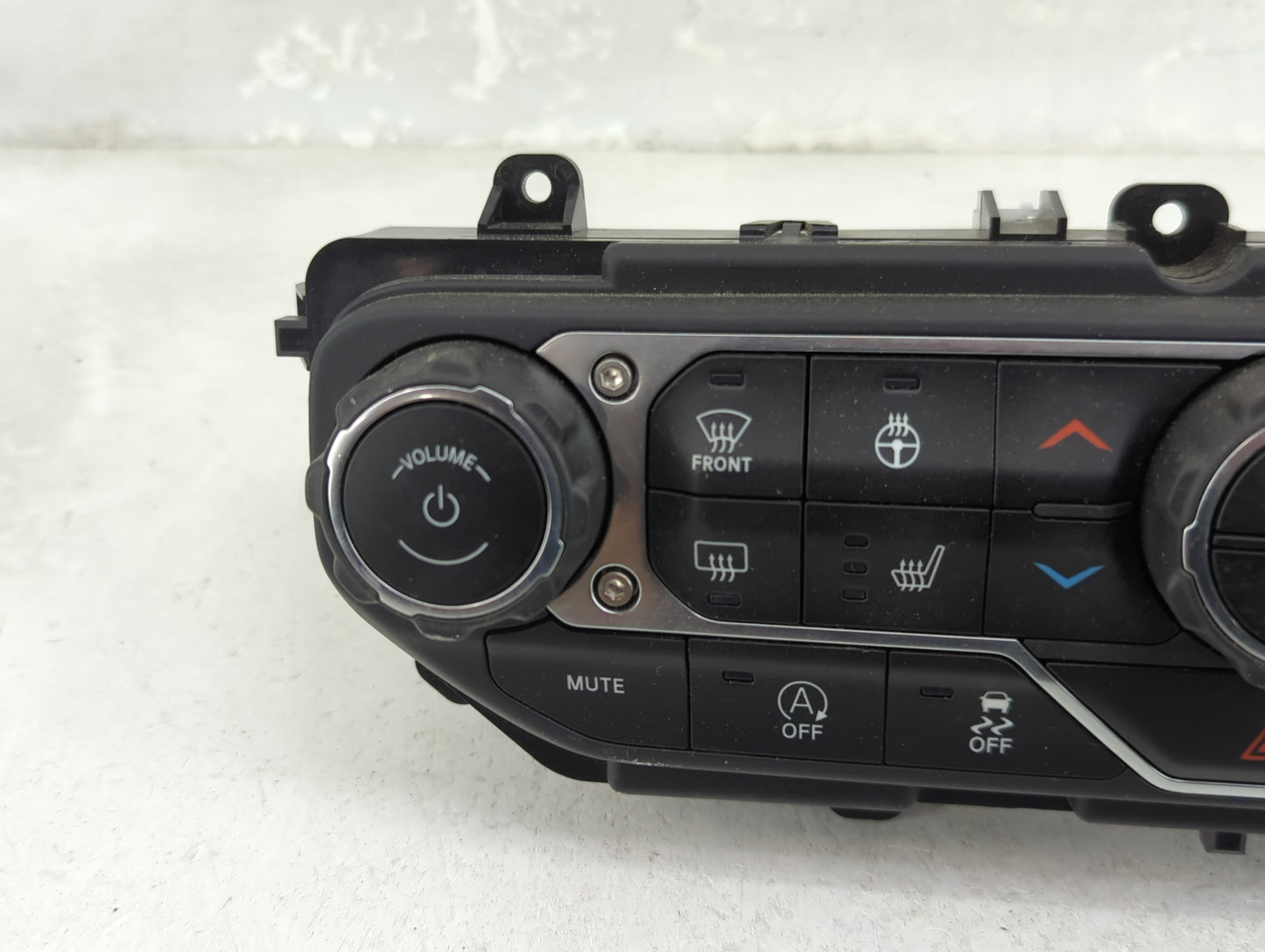 2021 Jeep Gladiator Climate Control Module Temperature AC/Heater Replacement P/N:P7BU53DX9AA Fits Fits 2022 OEM Used Auto Pa