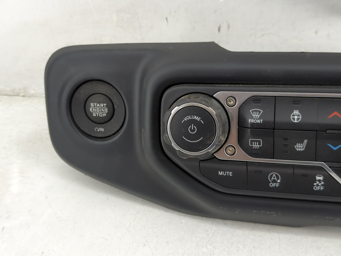 2021-2022 Jeep Gladiator Climate Control Module Temperature AC/Heater Replacement P/N:P7BU53DX9AB Fits Fits 2021 2022 OEM Us