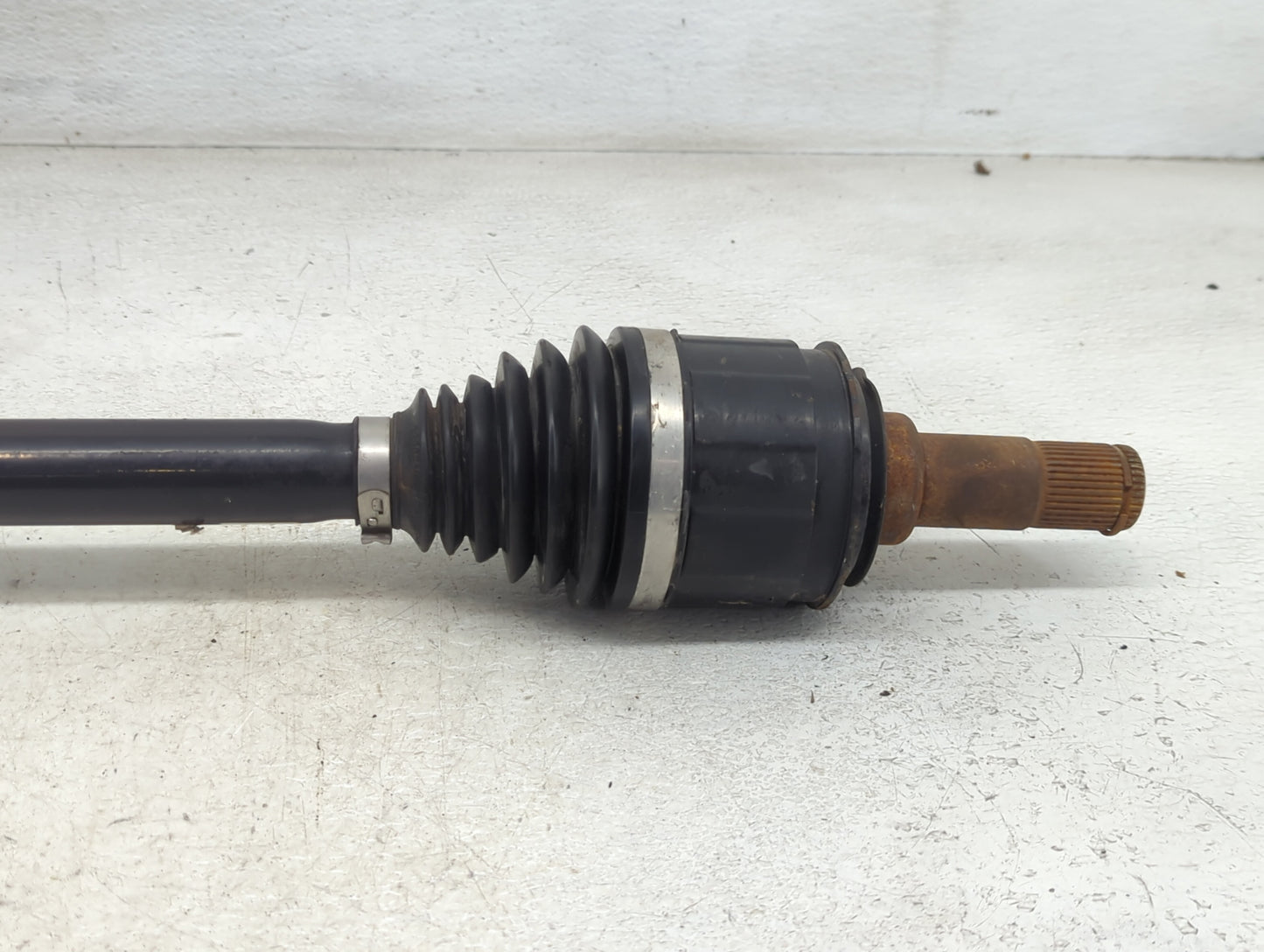 2021-2022 Jeep Grand Cherokee Axle Shaft Rear Passenger Cv C/v - Oemusedautoparts1.com