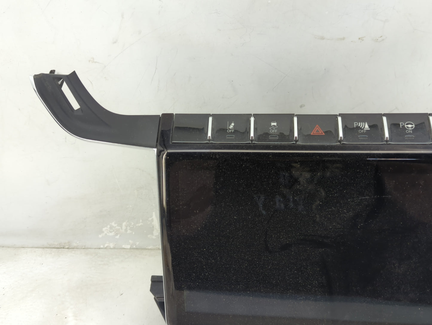 2021-2022 Jeep Grand Cherokee Information Display Screen - Oemusedautoparts1.com