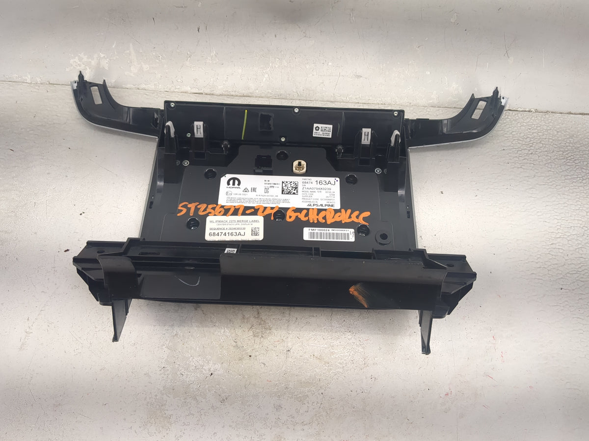 2021-2022 Jeep Grand Cherokee Information Radio Display Screen 1471483 - Oemusedautoparts1.com