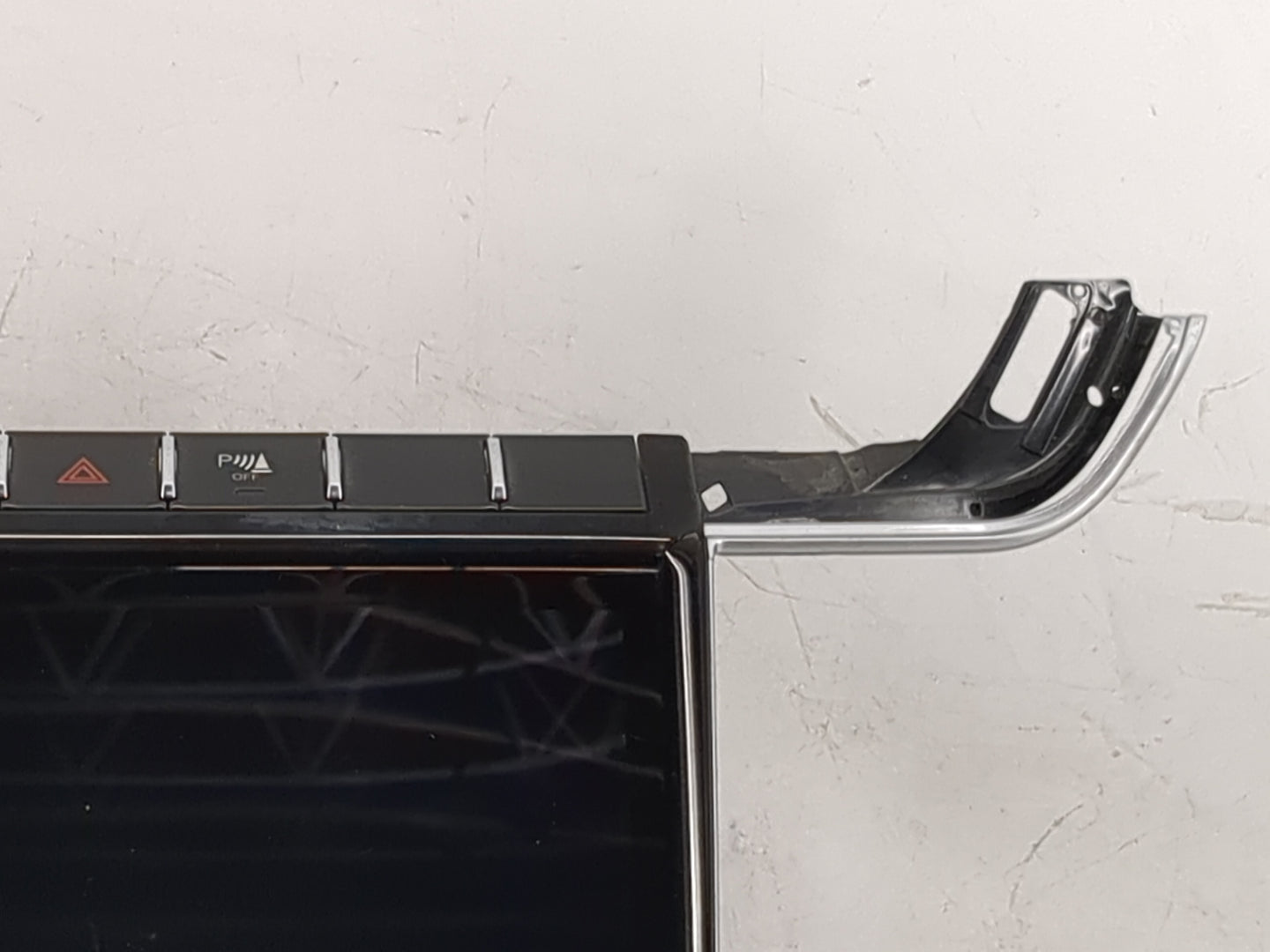 2021-2022 Jeep Grand Cherokee Information Display Screen 1483110 - Oemusedautoparts1.com