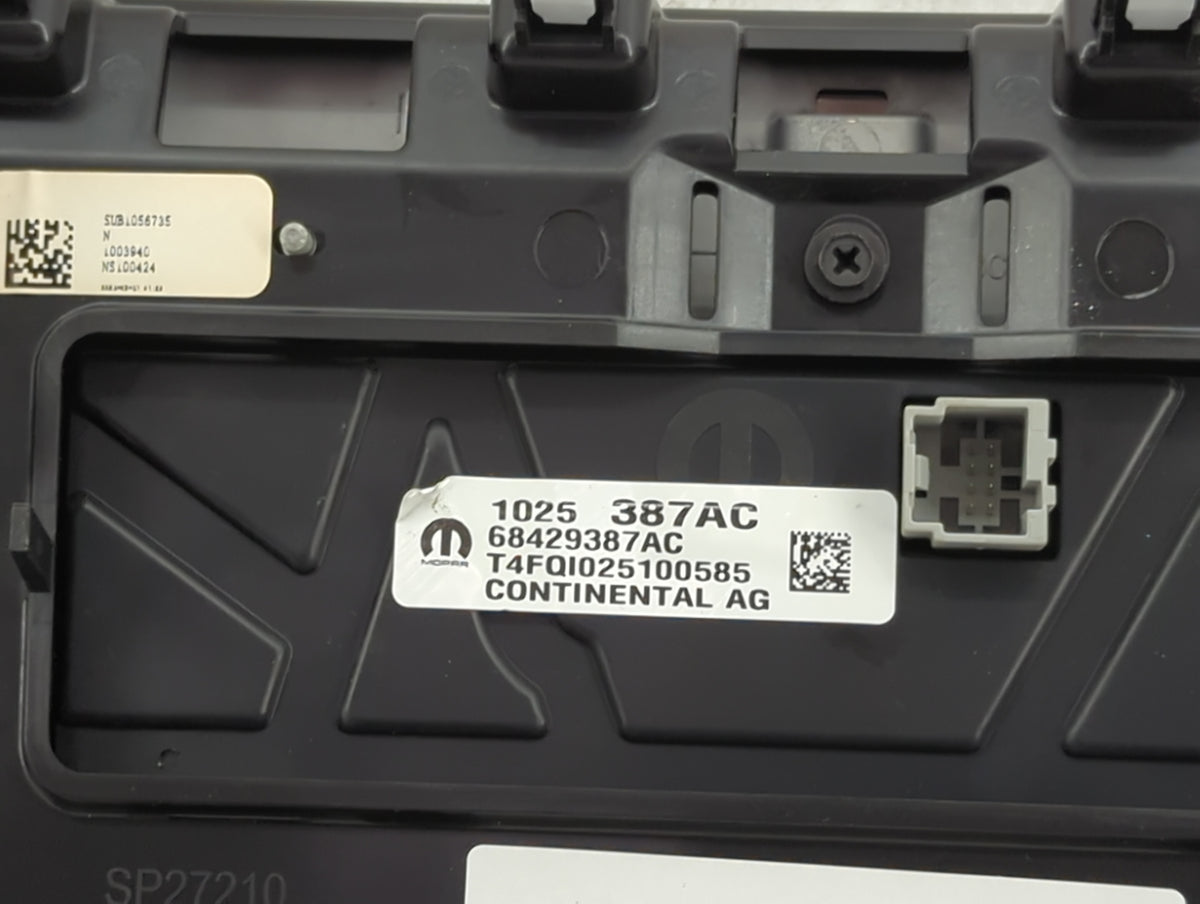 2024 Jeep Wagoneer Information Radio Display Screen 1449357 - Oemusedautoparts1.com