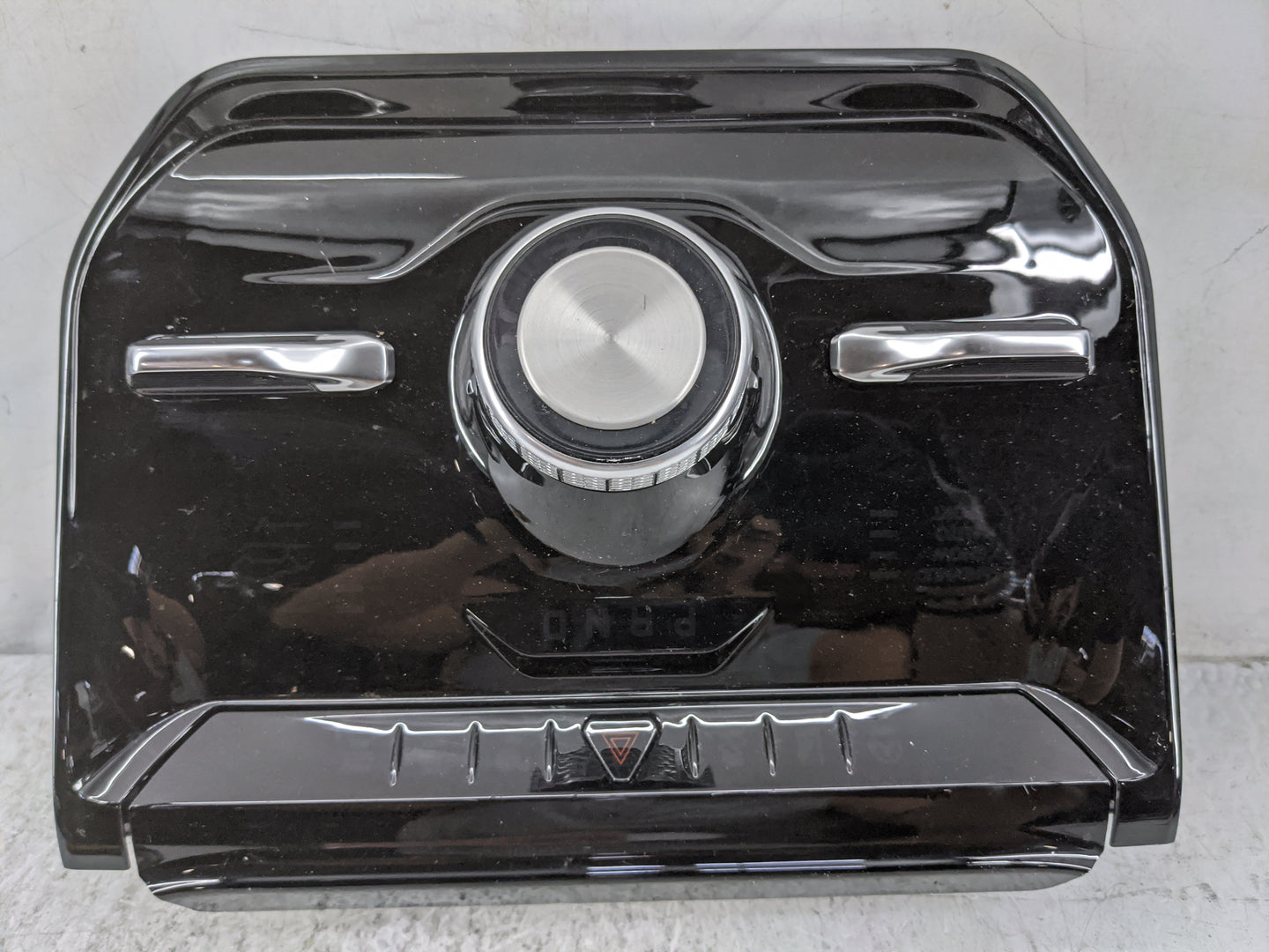 2024 Jeep Wagoneer Floor Console Assembly Shifter Black - Oemusedautoparts1.com