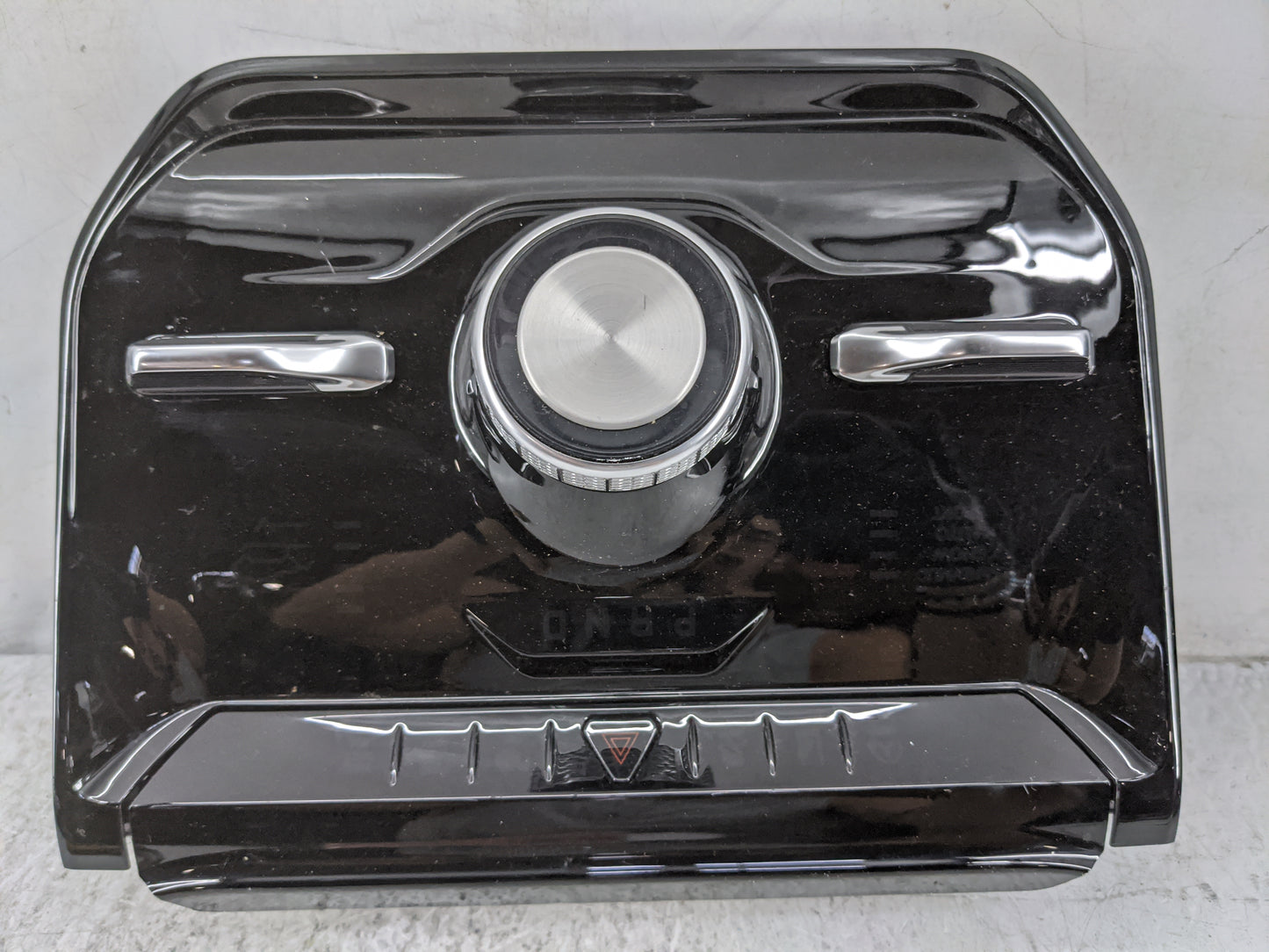 2024 Jeep Wagoneer Floor Console Assembly Shifter Black - Oemusedautoparts1.com