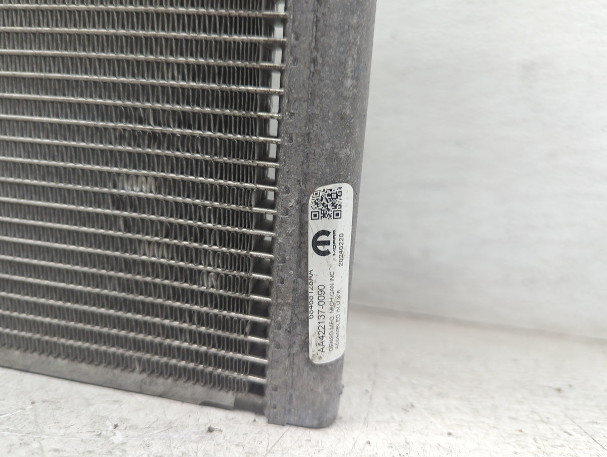 2024 Jeep Wagoneer Turbo Intercooler - Oemusedautoparts1.com